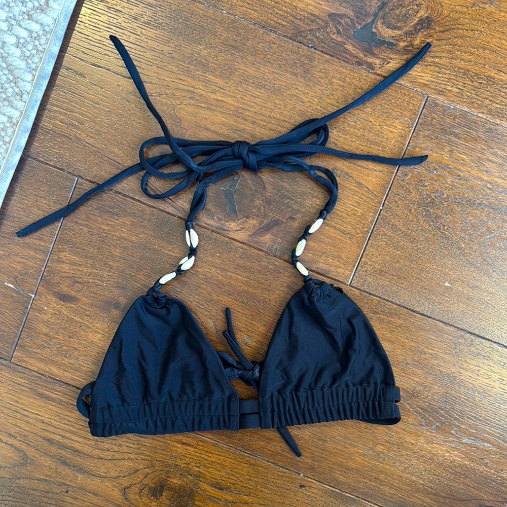 Montce - Black Bikini Halter Top with Seashell Accents - Size: Large